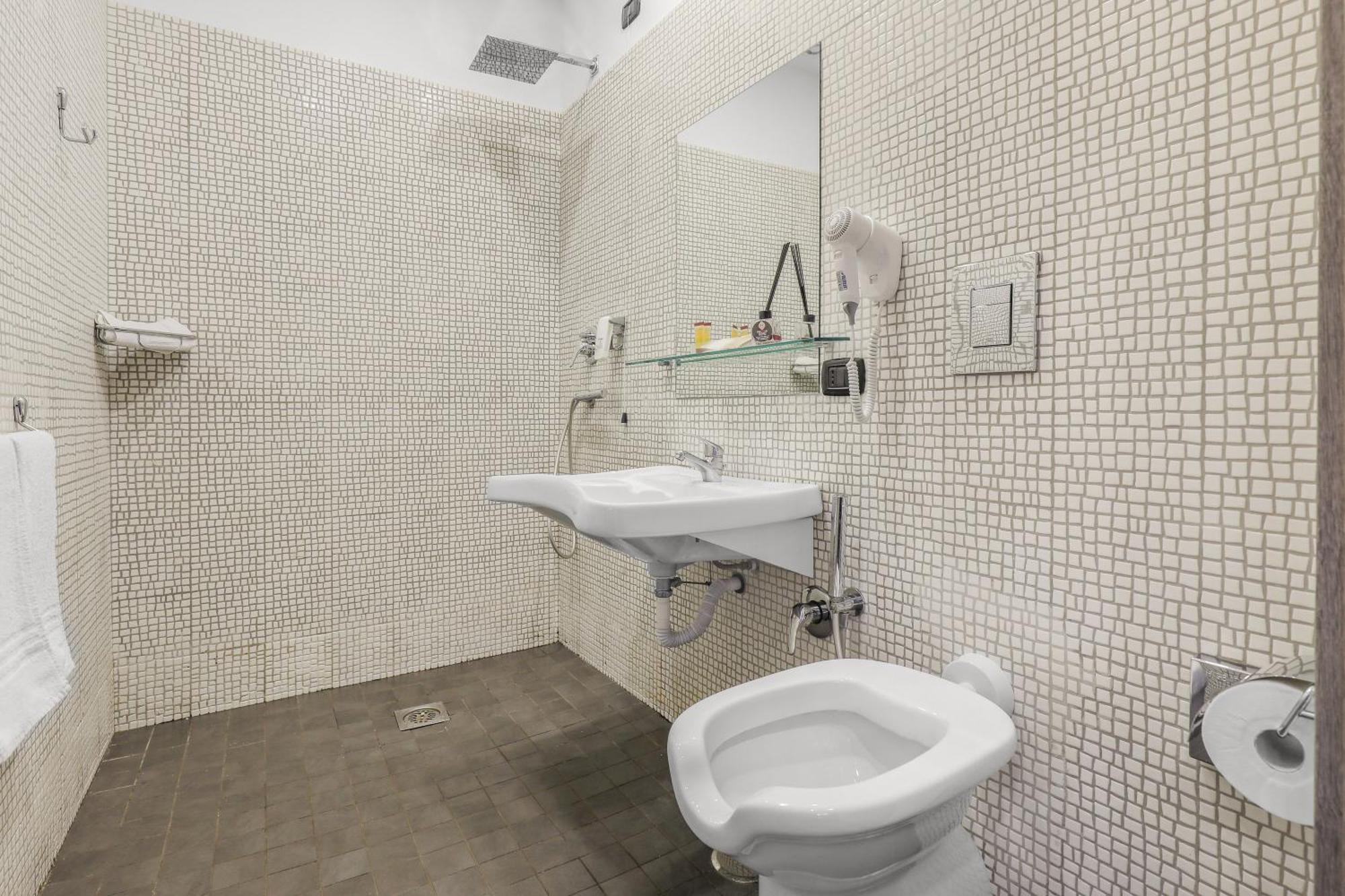 Reggia Suite Spa Hotel カゼルタ エクステリア 写真